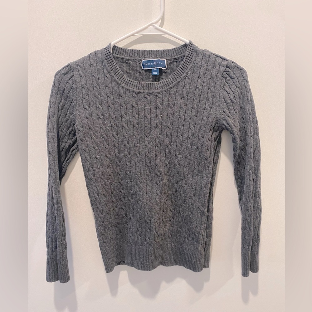 Grey sweater